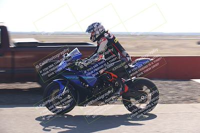 media/Nov-03-2025-Lets Ride (Mon) [[4d74c1c4d3]]/B Group/Grid/